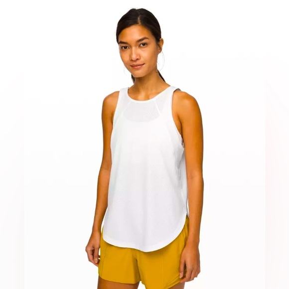 Lululemon Close the Distance Tank Top Mesh Flowy - Picture 1 of 5